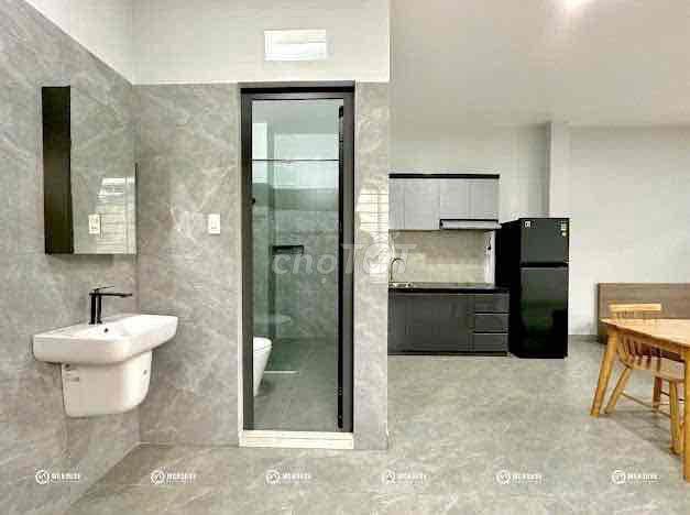 CHO THUÊ CĂN HỘ 1PN Full Nội Thất Rộng 50m2 Ban Công Trường Chinh🔥