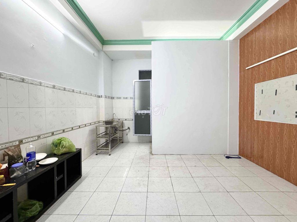 Chính Chủ Cho Thuê | 1PN Rộng 50m2 | Ban Công Thoáng Mát | Full NT