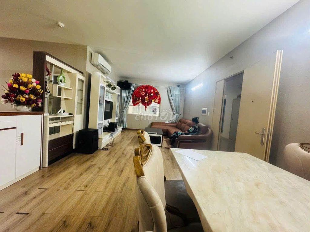 Cho thuê Ruby Garden 97m2 2PN nhà rộng, ban công giá 10 triệu/th