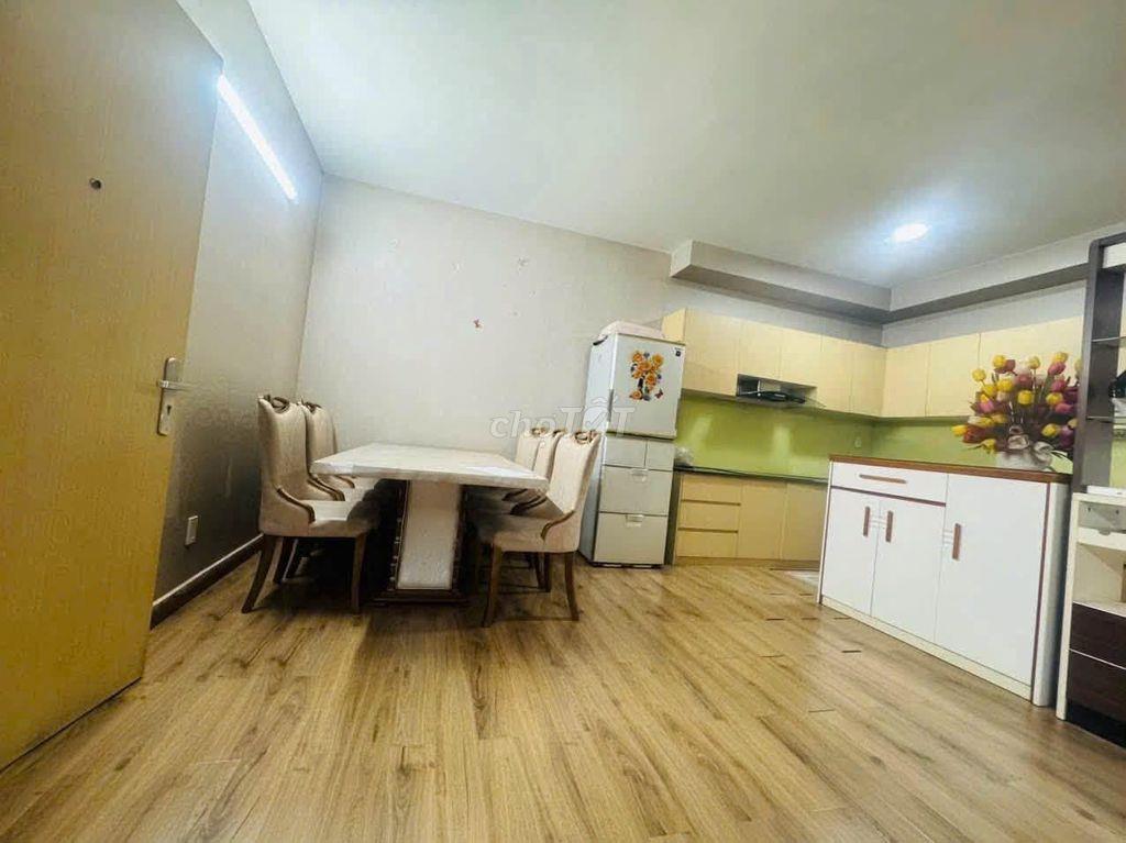 Cho thuê Ruby Garden 97m2 2PN nhà rộng, ban công giá 10 triệu/th