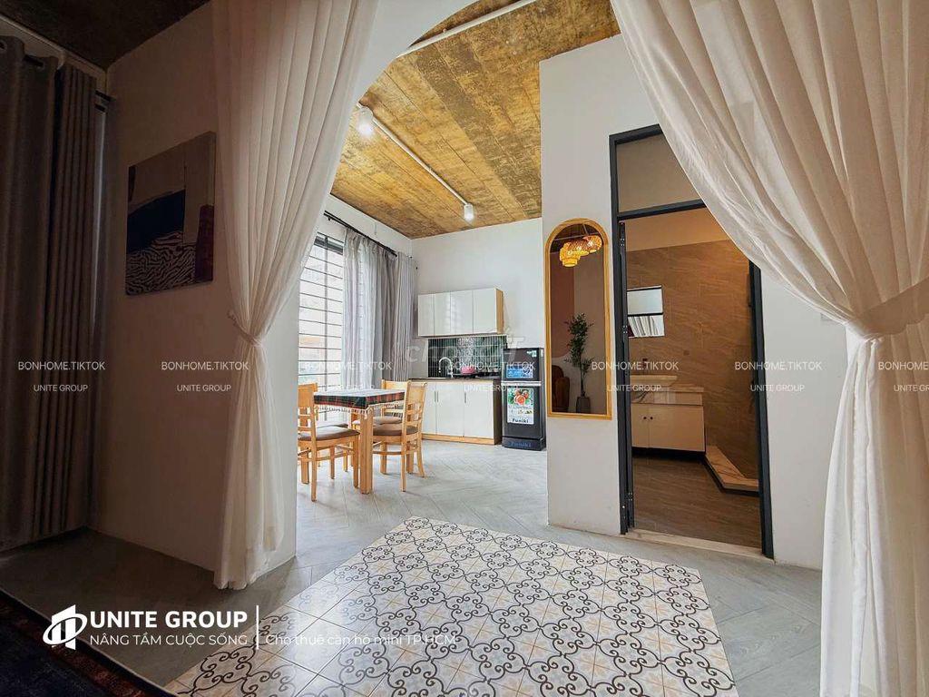 Khai trương Căn hộ Ban công - 50m2 - gần sân bay TSN • Hoàng Văn Thụ