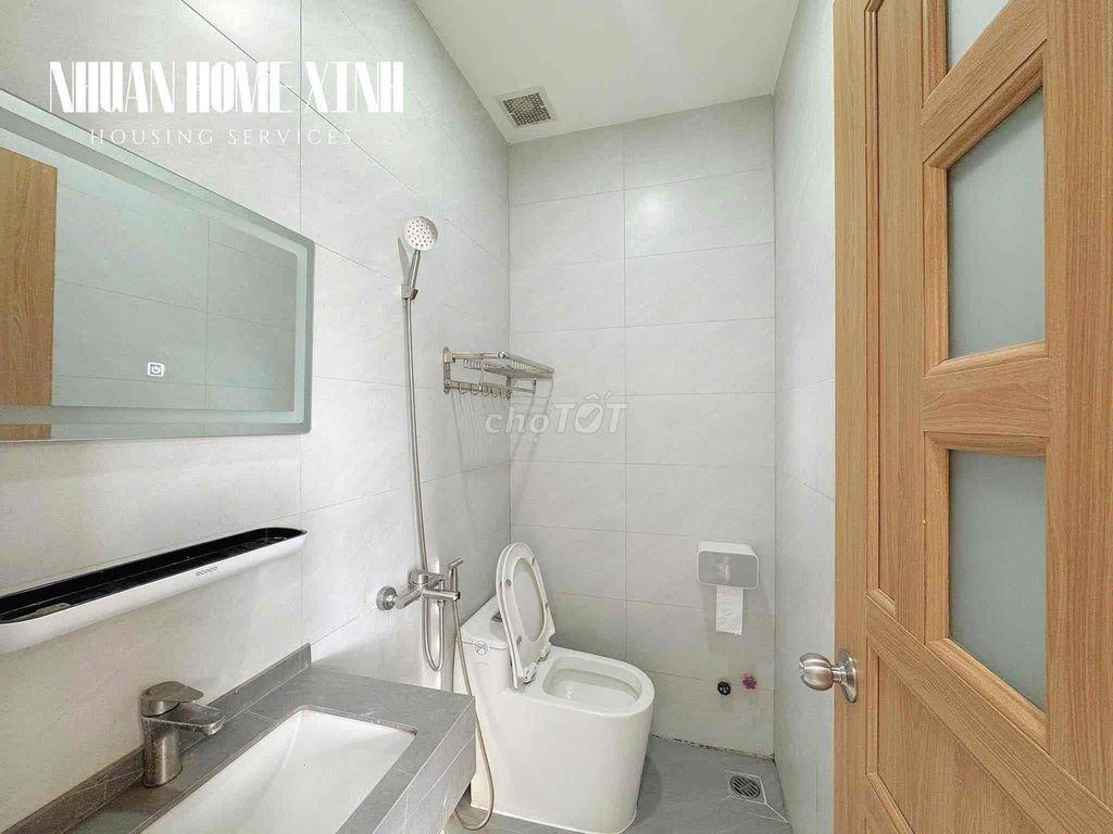 STUDIO BAN CÔNG THOÁNG NGAY CÔNG VIÊN HOÀNG VĂN THỤ - FULL NỘI THẤT