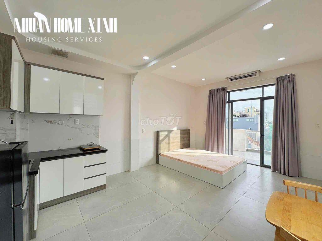 STUDIO BAN CÔNG THOÁNG NGAY CÔNG VIÊN HOÀNG VĂN THỤ - FULL NỘI THẤT