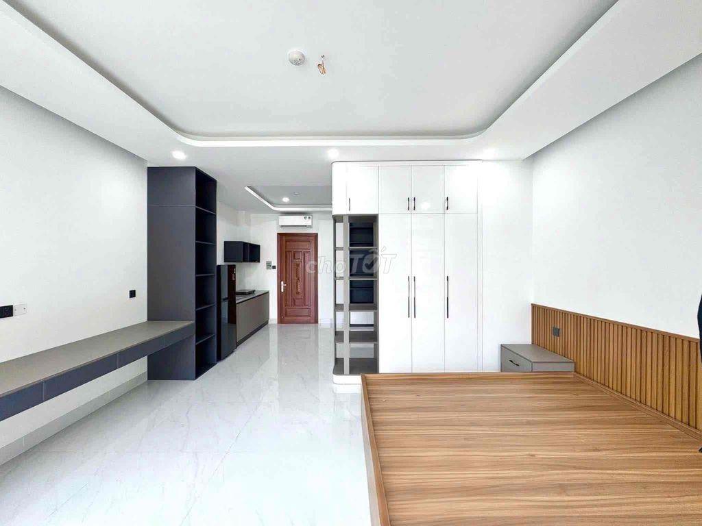 Studio Ban Công Diện tích Rộng Rãi Ngay Bạch Đằng - Gần Sân bay TSN