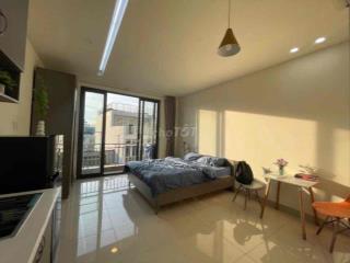 STUDIO BAN CÔNG THOÁNG MÁT NGAY NGÃ TƯ BẢY HIỀN - FULL NỘI THẤT