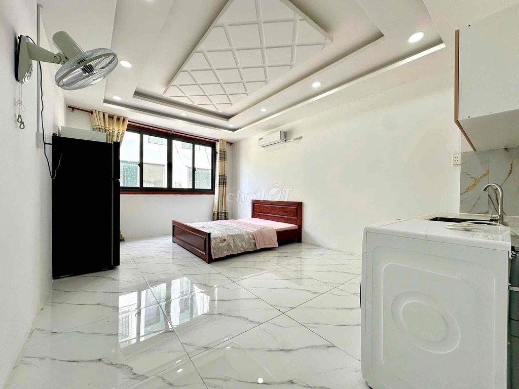 STUDIO CỬA SỔ TRỜI MỚI 100% SẴN GIẶT SẤY RIÊNG NGAY LÝ THƯỜNG KIỆT
