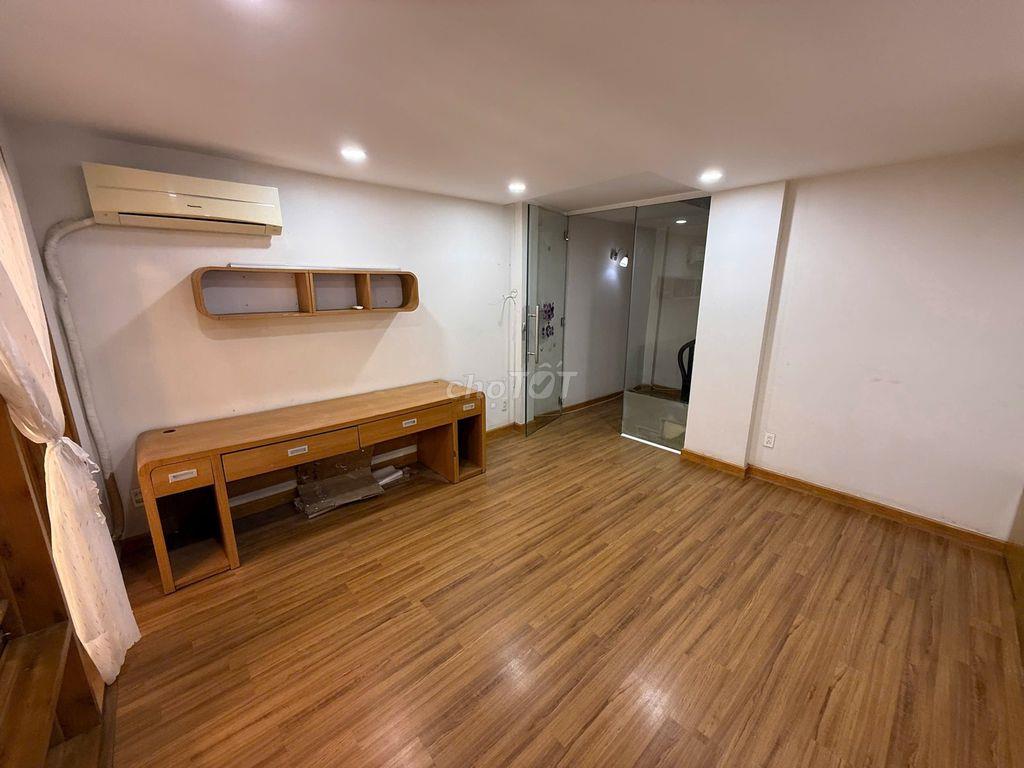 chính chủ cần bán nhà riêng 50m2, 6,x tỷ tạiCách Mạng Tháng Tám, P5 TB