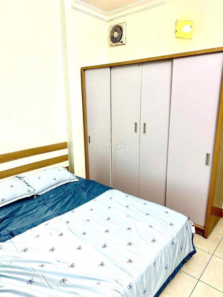 CHDV Ngay Nguyễn Văn Trỗi Gần CV Hoàng Văn Thụ Gần Sân Bay