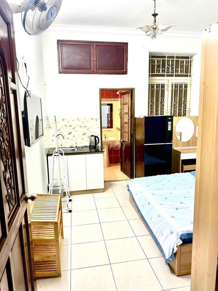 CHDV Ngay Nguyễn Văn Trỗi Gần CV Hoàng Văn Thụ Gần Sân Bay