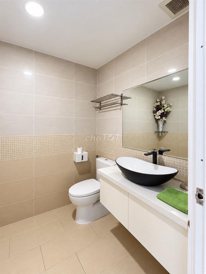 CHO THUÊ CĂN HỘ ORIENTAL PLAZA 2PN 2WC 83M² NỘI THẤT CƠ BẢN – 12,5 TR