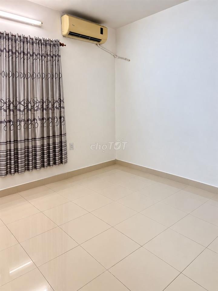 CHO THUÊ CĂN HỘ BÀU CÁT 2 LÔ THANG MÁY 70M² 2PN 2WC 2 MÁY LẠNH – 10 TR