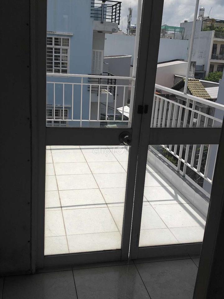 NHÀ CHO THUÊ NGUYÊN CĂN NGAY ĐỒNG ĐEN 4PN 3VS GIÁ 7TR