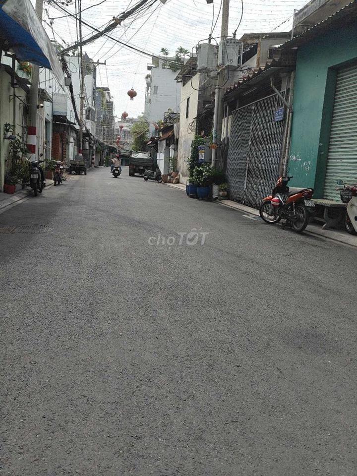 NHÀ CHO THUÊ NGUYÊN CĂN NGAY TÂN BÌNH HẺM XE TẢI ĐẬU CỬA 