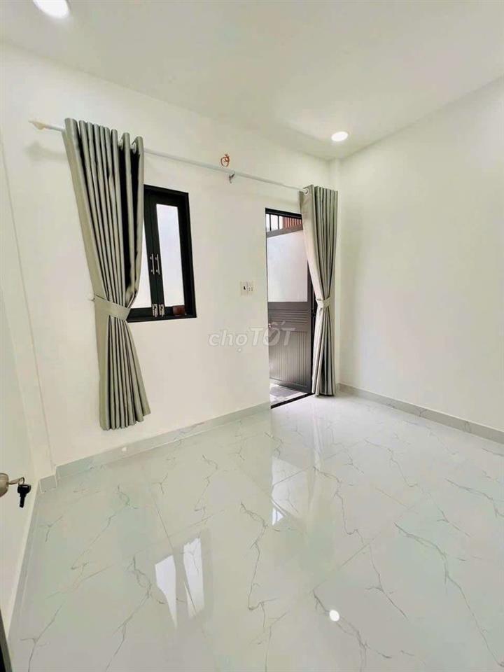 NHÀ CHÍNH CHỦ CẦN BÁN GẤP GIÁ RẺ TÂN PHÚ 