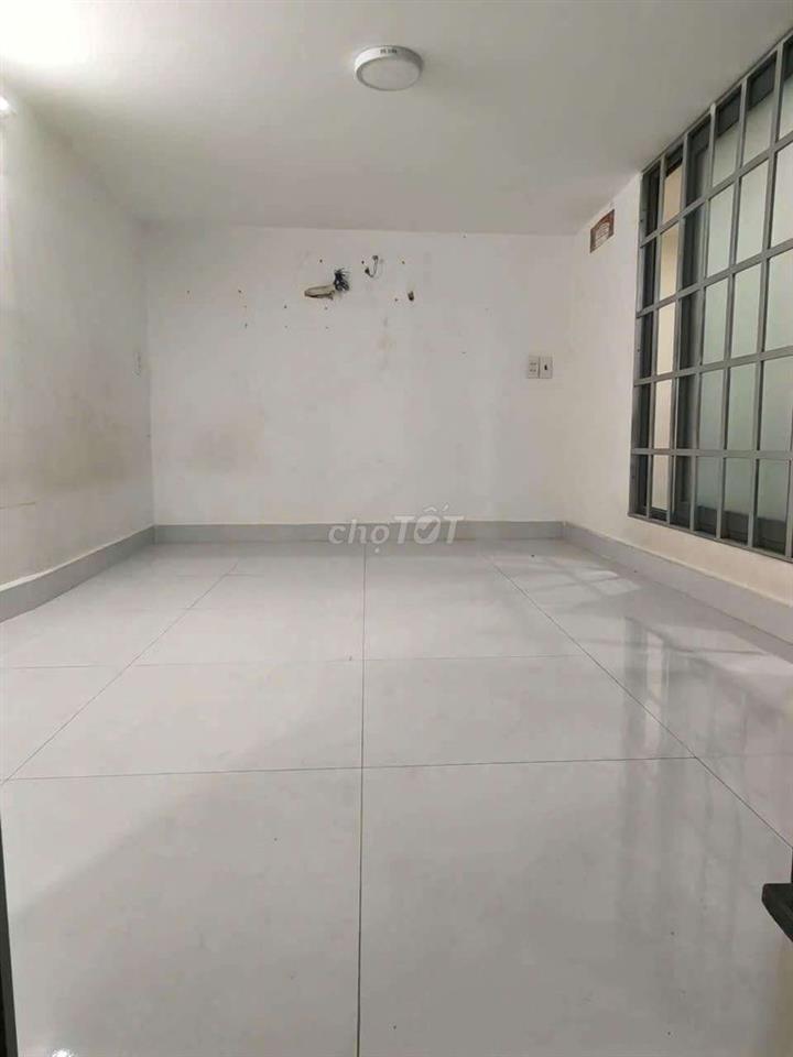 NHÀ CHO THUÊ NGUYÊN CĂN 3 PN GIÁ 10TR