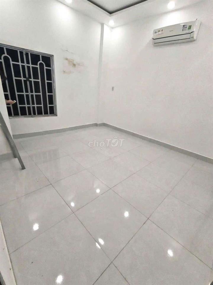 NHÀ CHO THUÊ NGUYÊN CĂN 3 PN GIÁ 10TR