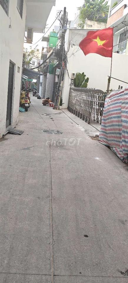 NHÀ CHO THUÊ NGUYÊN CĂN NGAY TÂN BÌNH XE HƠI XE TẢI ĐẬU CỬA giá 6 tr