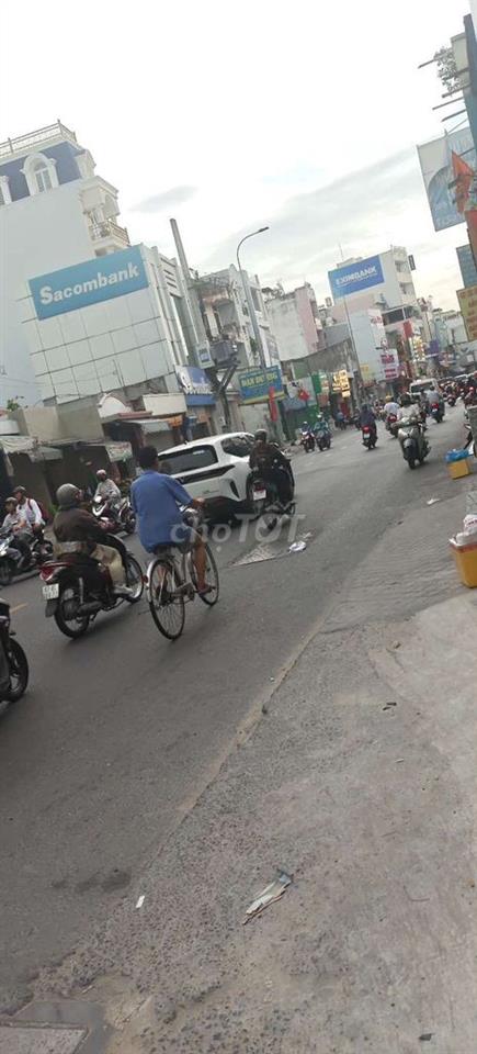 NHÀ CHO THUÊ NGUYÊN CĂN NGAY TÂN BÌNH XE HƠI XE TẢI ĐẬU CỬA giá 6 tr