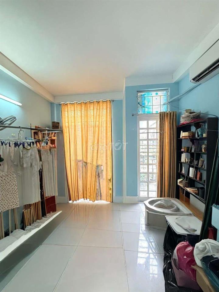 NHÀ CHÍNH CHỦ CẦN BÁN NHÀ 4 TẦNG  GIÁ RẺ TÂN BÌNH 