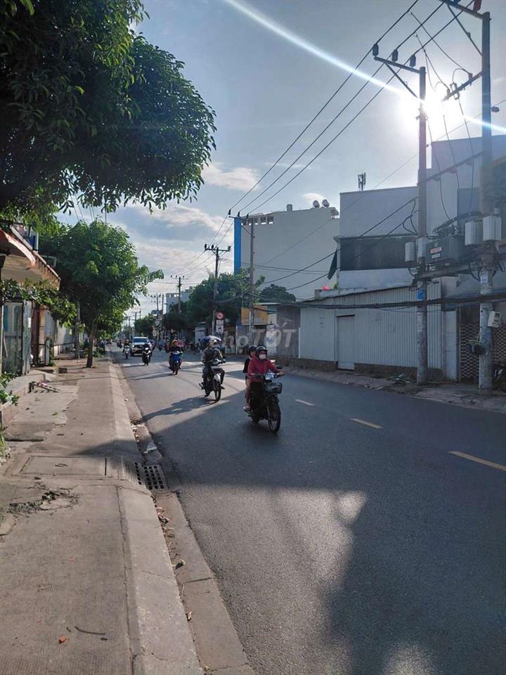NHÀ CHÍNH CHỦ CẦN BÁN GẤP GIÁ RẺ TÂN PHÚ