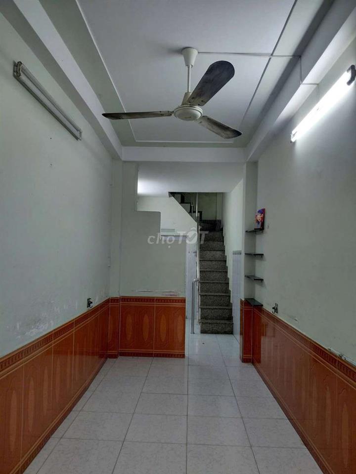 NHÀ CHÍNH CHỦ CẦN BÁN GẤP GIÁ RẺ TÂN PHÚ