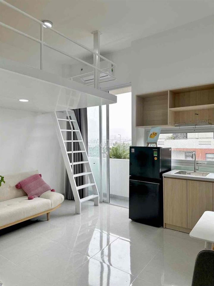 PHÒNG MỚI - BANCOL LỚN - GẦN CÁC TRƯỜNG ĐH THUẬN TIỆN ĐI HỌC ĐI LÀM