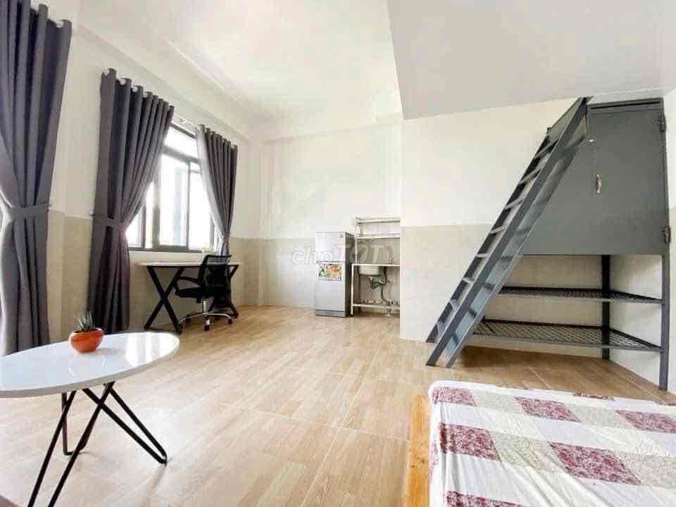 Siêu Phẩm - DUPLEX GÁC CAO 2 CHỖ NGỦ - NHÀ MỚI - GIÁP Q1,Q3,Q10...