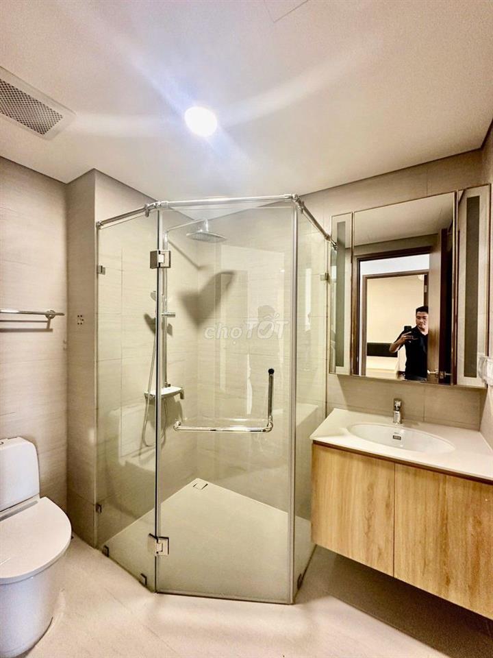 Căn hộ  chung cư Ruby garden rộng 96m2, 2p ngủ, NT giá 10tr/tháng