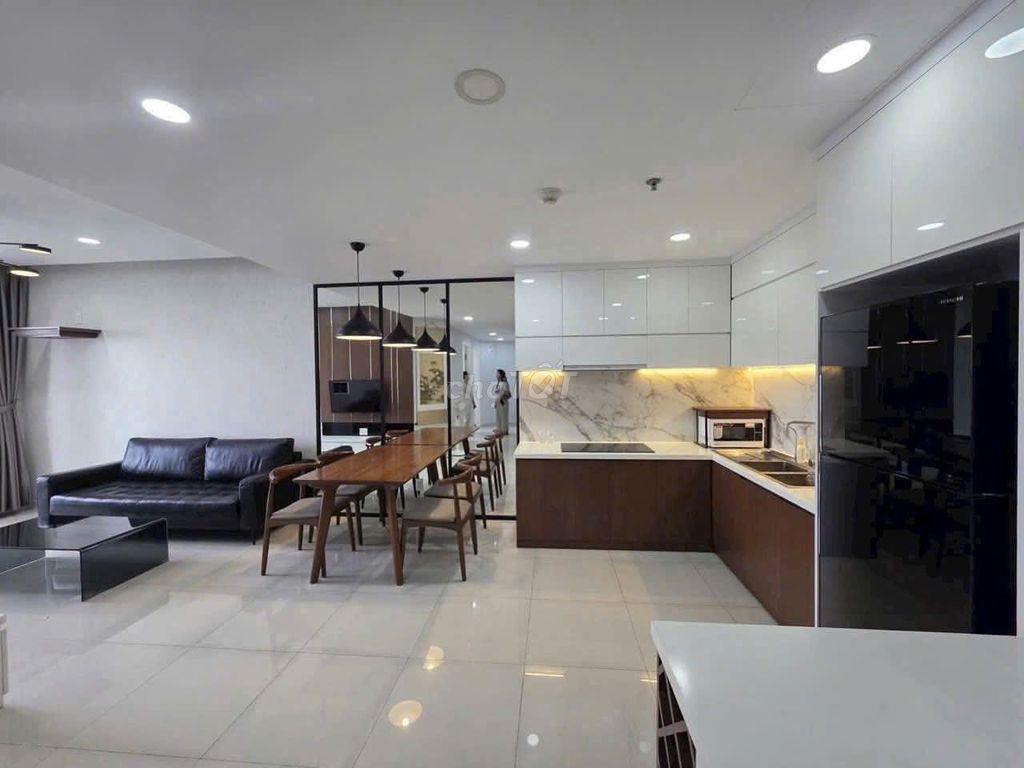 Chung cư  Cộng Hòa Plaza cho thuê căn 3p ngủ, giá 15tr/tháng