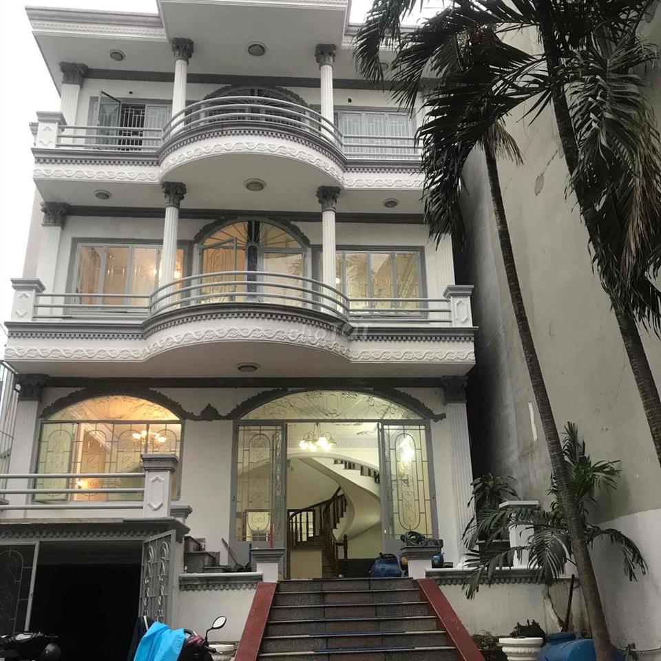 nhà đẹp giá tốt tại sân bay Tân Sơn Nhất