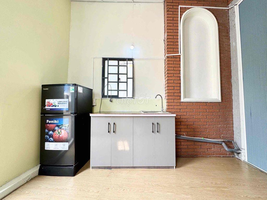 1PN tách bếp ban công, phòng trọ giá rẻ gần Văn Hiến, Công Thương