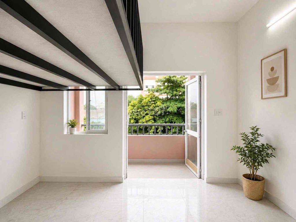 duplex ban công giá siu rẻ gần Đh Công Thương và Văn Hiến