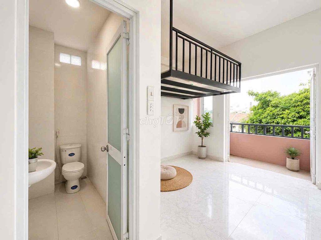 duplex ban công giá siu rẻ gần Đh Công Thương và Văn Hiến