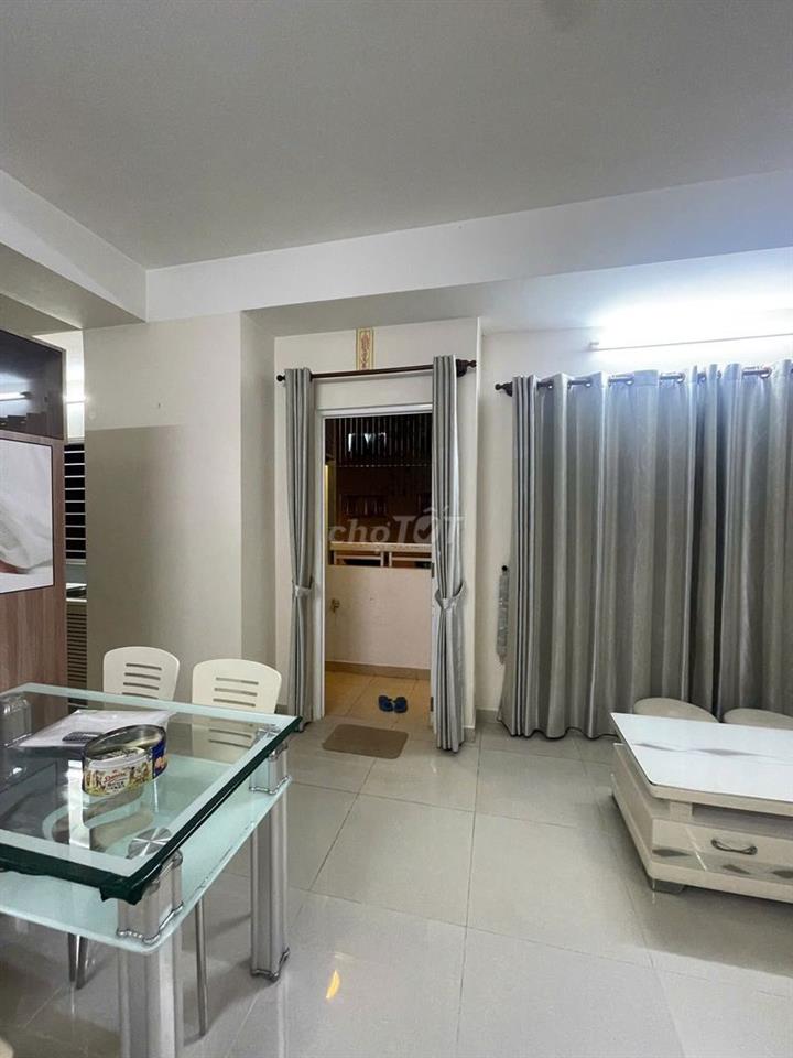 Giá 11tr cho căn 81m2, 2p ngủ có nội thất- C/c Carillon 1-Tân Bình