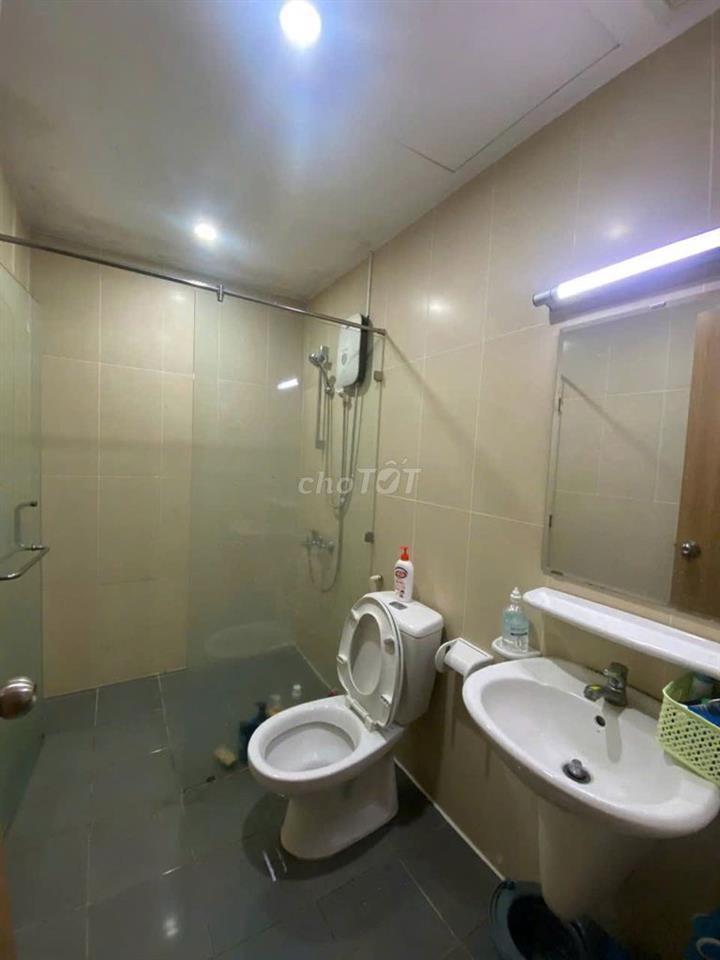 Chung cư Bàu cát-Tân Bình:căn 3p ngủ giá 11tr/tháng