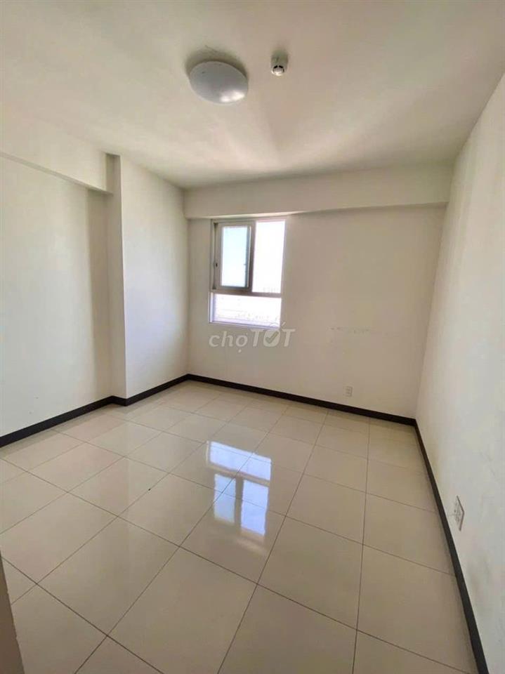 Chung cư Bàu cát-Tân Bình:căn 3p ngủ giá 11tr/tháng