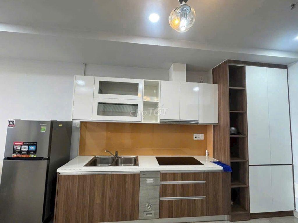 Căn 2p ngủ rộng 76m2, C/c  Harmona,Trương Công Định giá 12,5tr/tháng