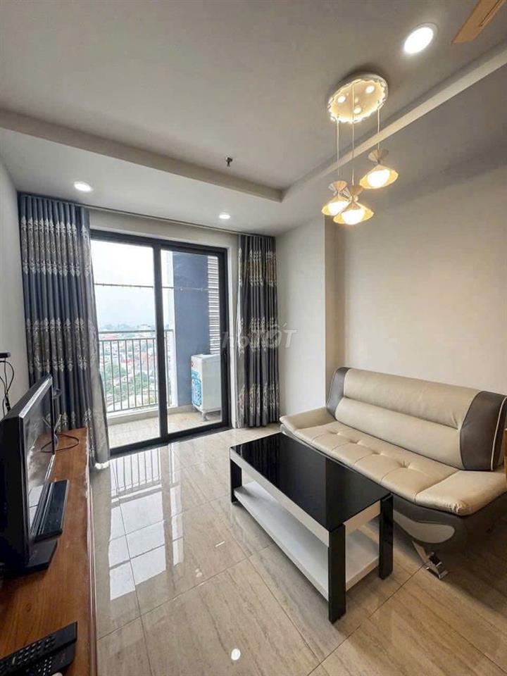 Căn 2p ngủ rộng 76m2, C/c  Harmona,Trương Công Định giá 12,5tr/tháng