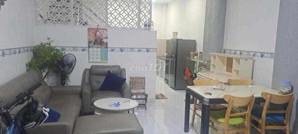 Nhà đẹp 4.3x10m Lạc Long Quân P10 Tân Bình