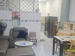 Nhà đẹp 4.3x10m Lạc Long Quân P10 Tân Bình
