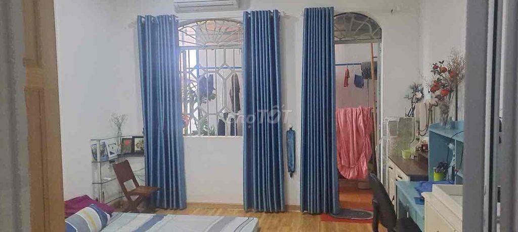 Nhà đẹp 4.3x10m Lạc Long Quân P10 Tân Bình