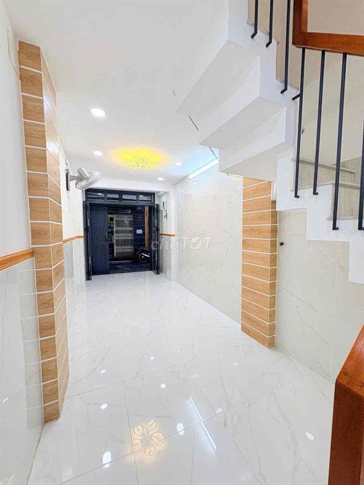 Nhà đẹp hẻm xe hơi Lạc Long Quân p8 Tân Bình