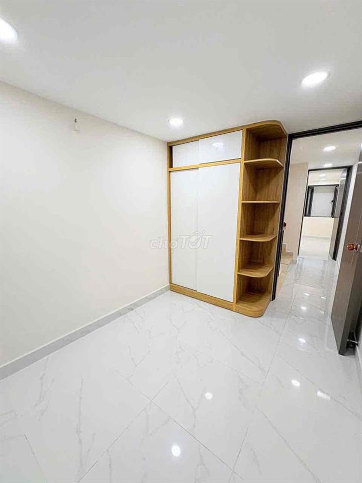 Nhà đẹp hẻm xe hơi Lạc Long Quân p8 Tân Bình