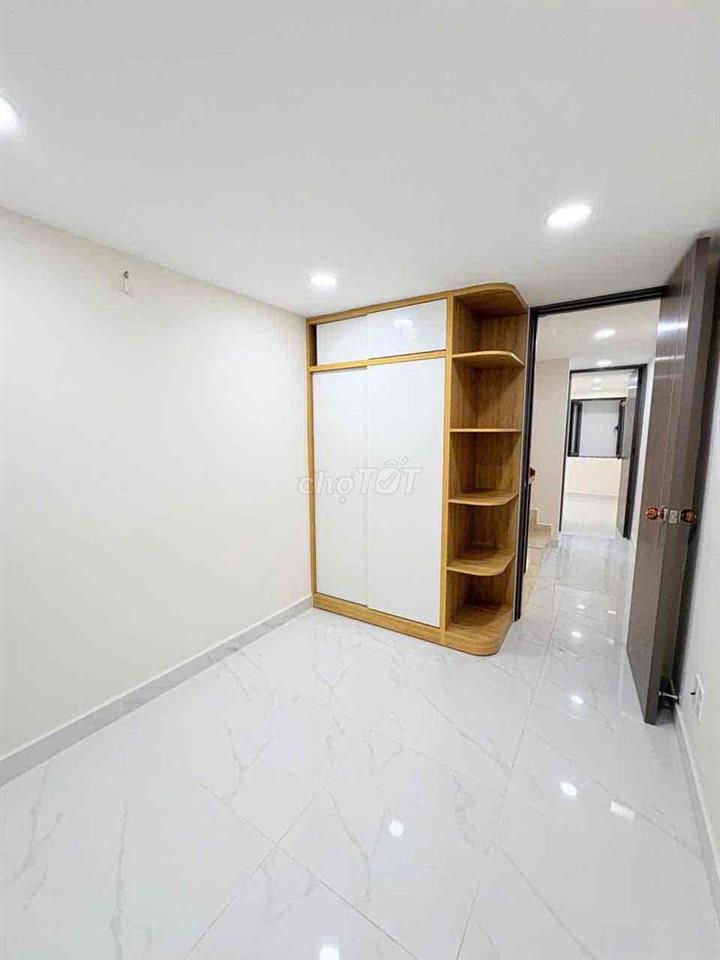 Nhà đẹp hẻm xe hơi Lạc Long Quân p8 Tân Bình