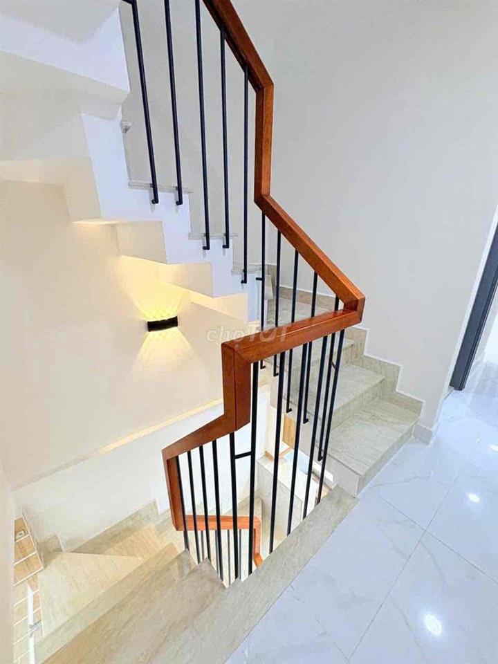 Nhà đẹp hẻm xe hơi Lạc Long Quân p8 Tân Bình