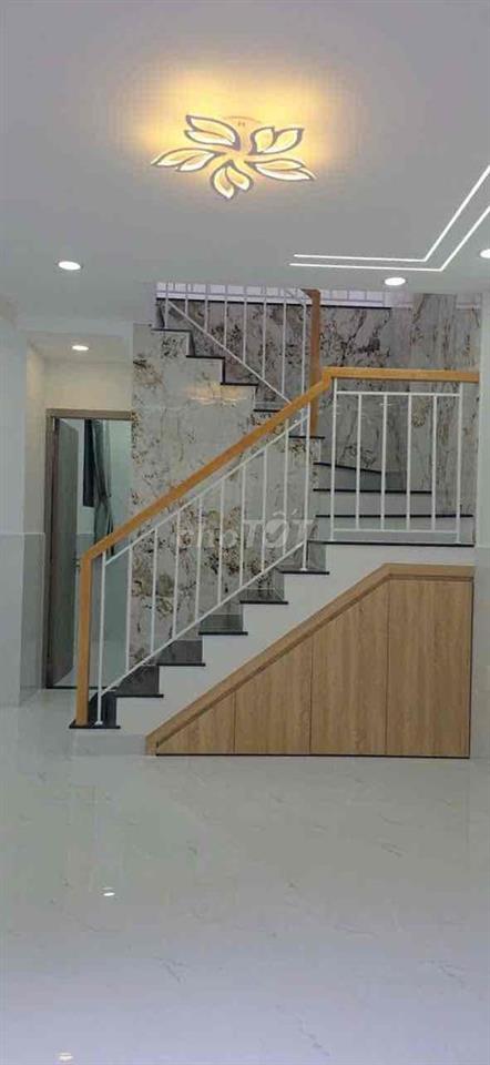 Nhà mới 40m2 Lạc Long Quân P10 Tân Bình