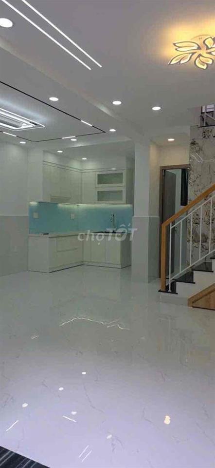 Nhà mới 40m2 Lạc Long Quân P10 Tân Bình