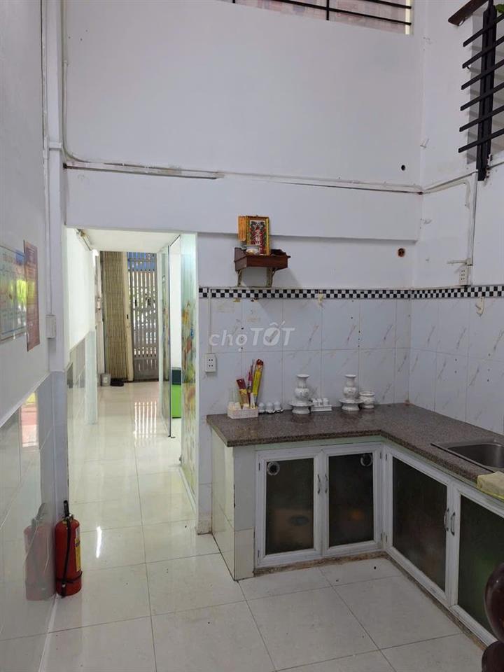 Chính chủ bán nhà trệt số 18 đường Bàu Cát 2