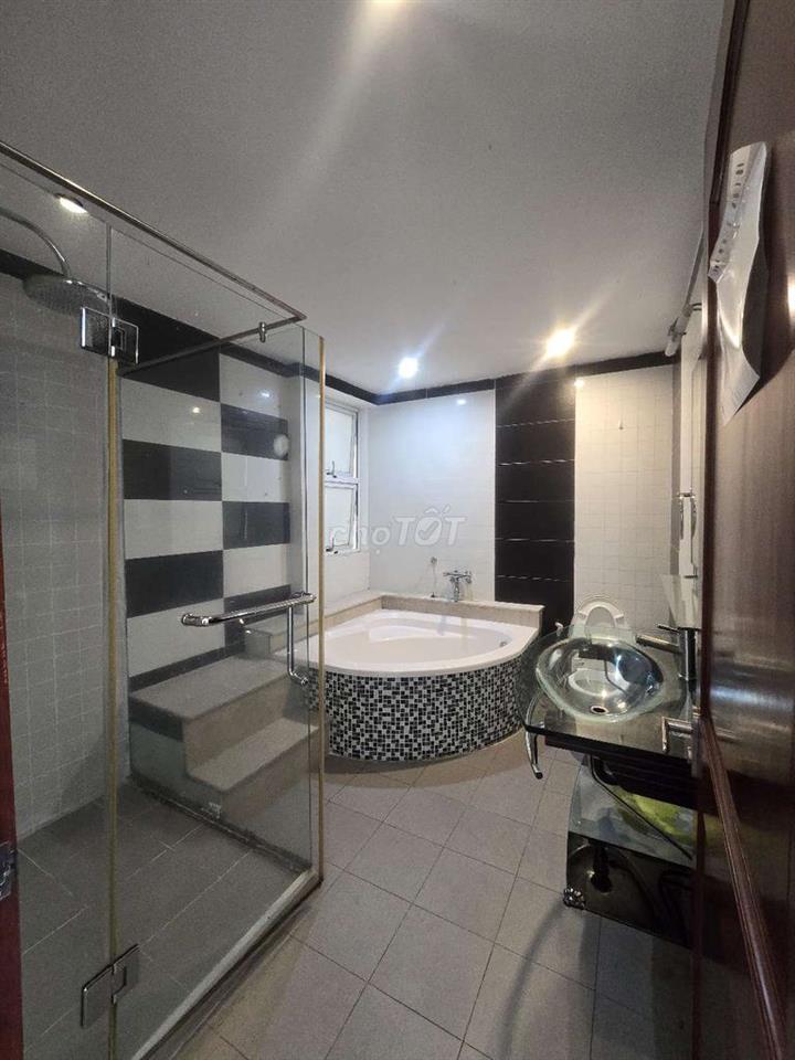 Chính chủ bán nhà 5×20, 4 tầng cách sây bay chỉ 200m