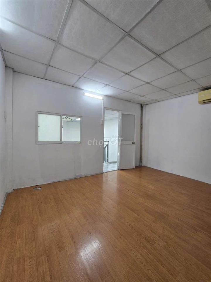 Cho thuê nhà khu sân bay,gần công viên